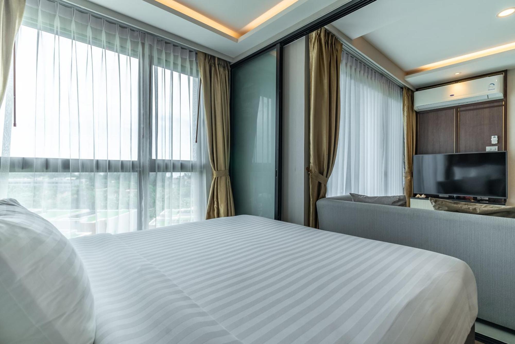 Panora Condo By Villacarte Surin Beach  Extérieur photo
